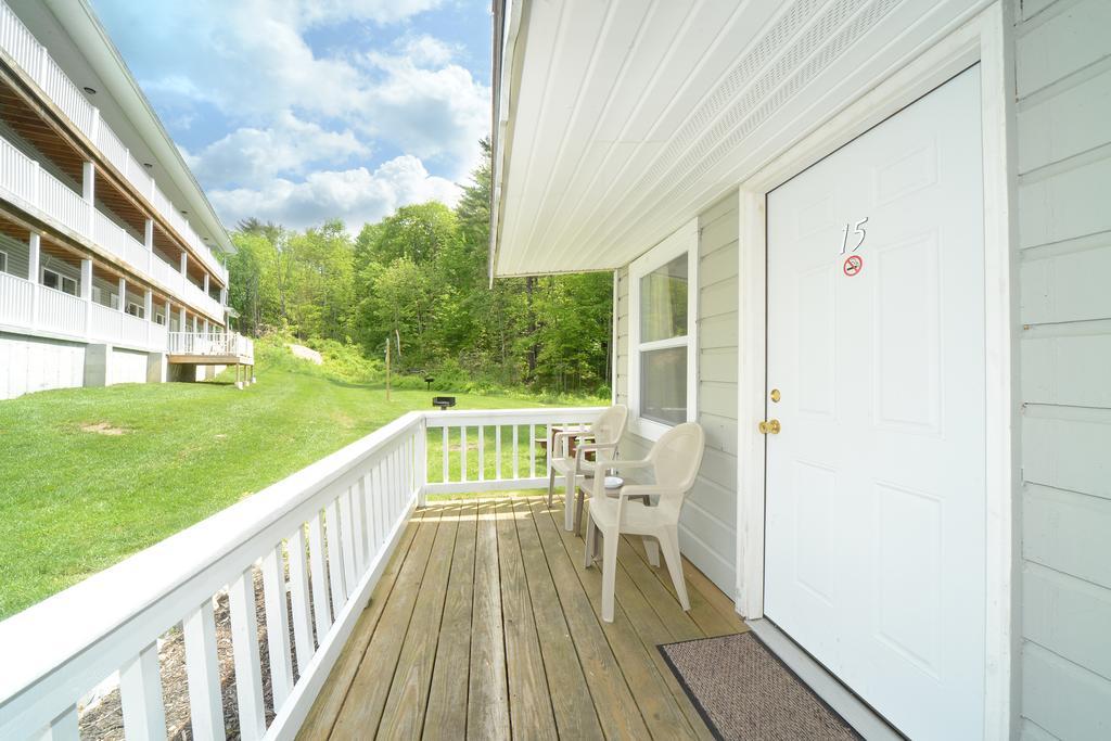 Studio Motel Of Lake George Exterior photo