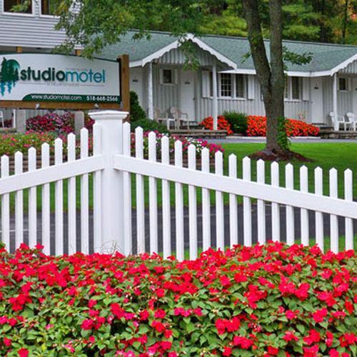 Studio Motel Of Lake George Exterior photo