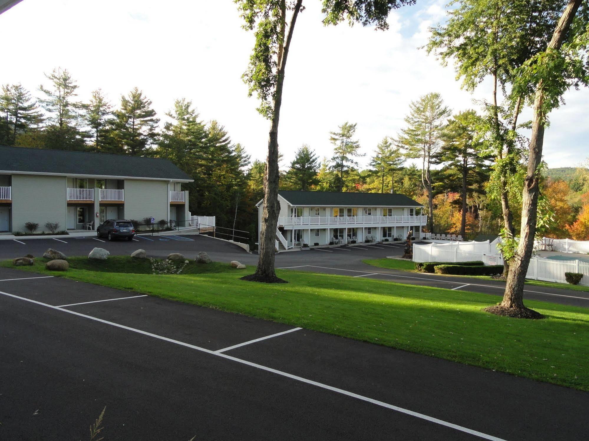 Studio Motel Of Lake George Exterior photo